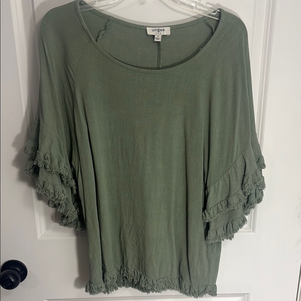 Umgee Women's Green Ruffle Sleeve Top
